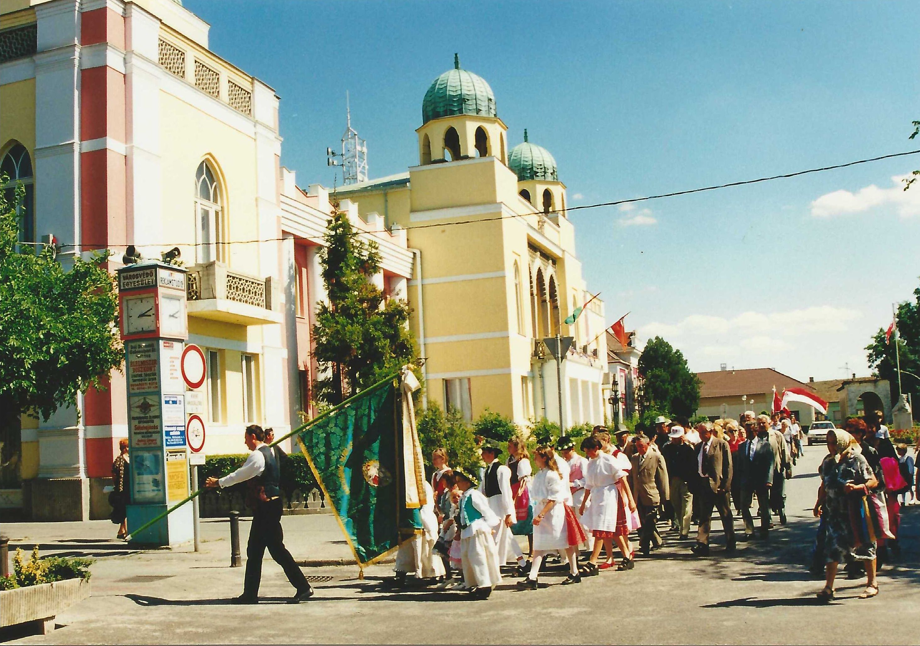 Mohács Széchenyi tér