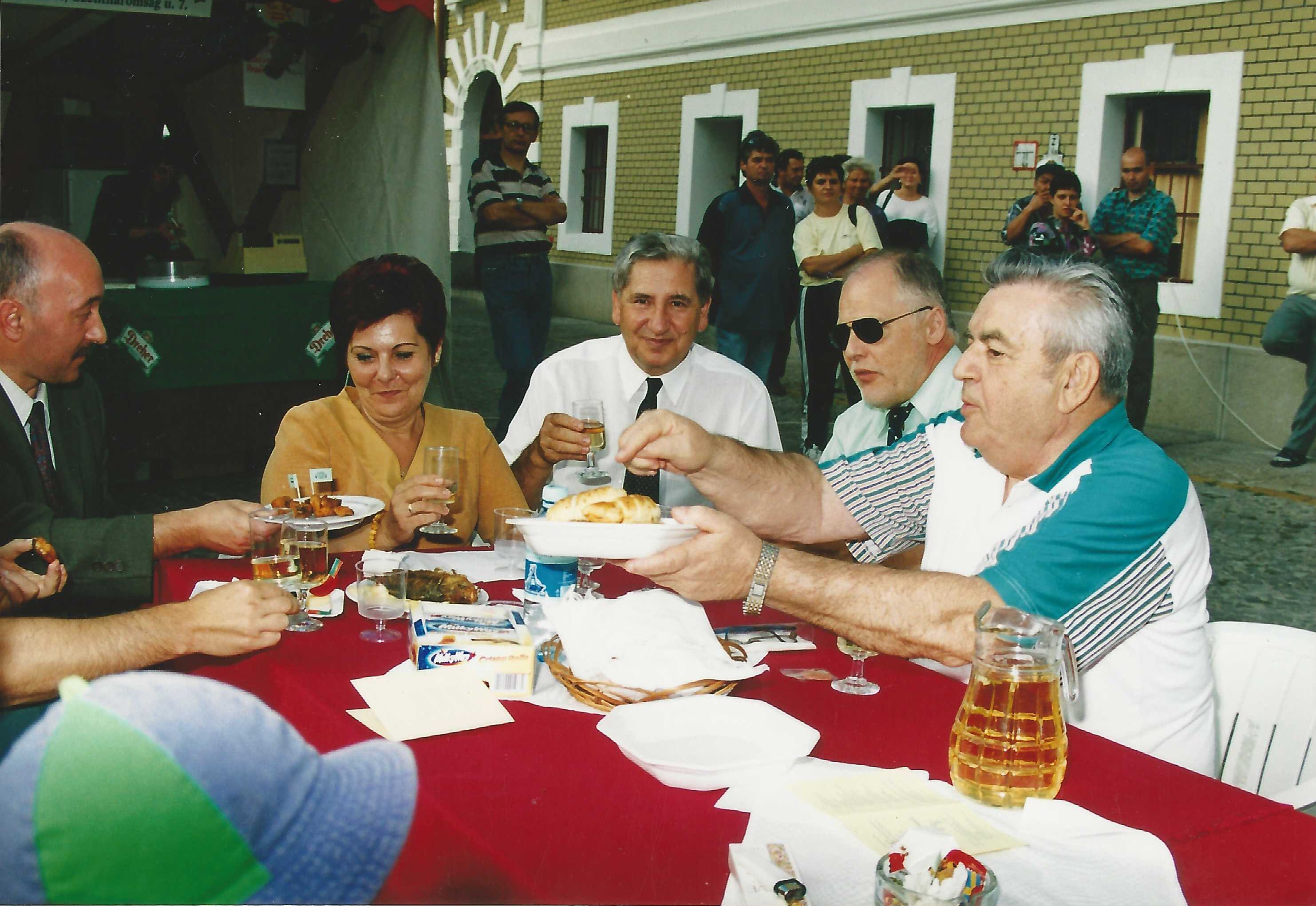 Ünnepség