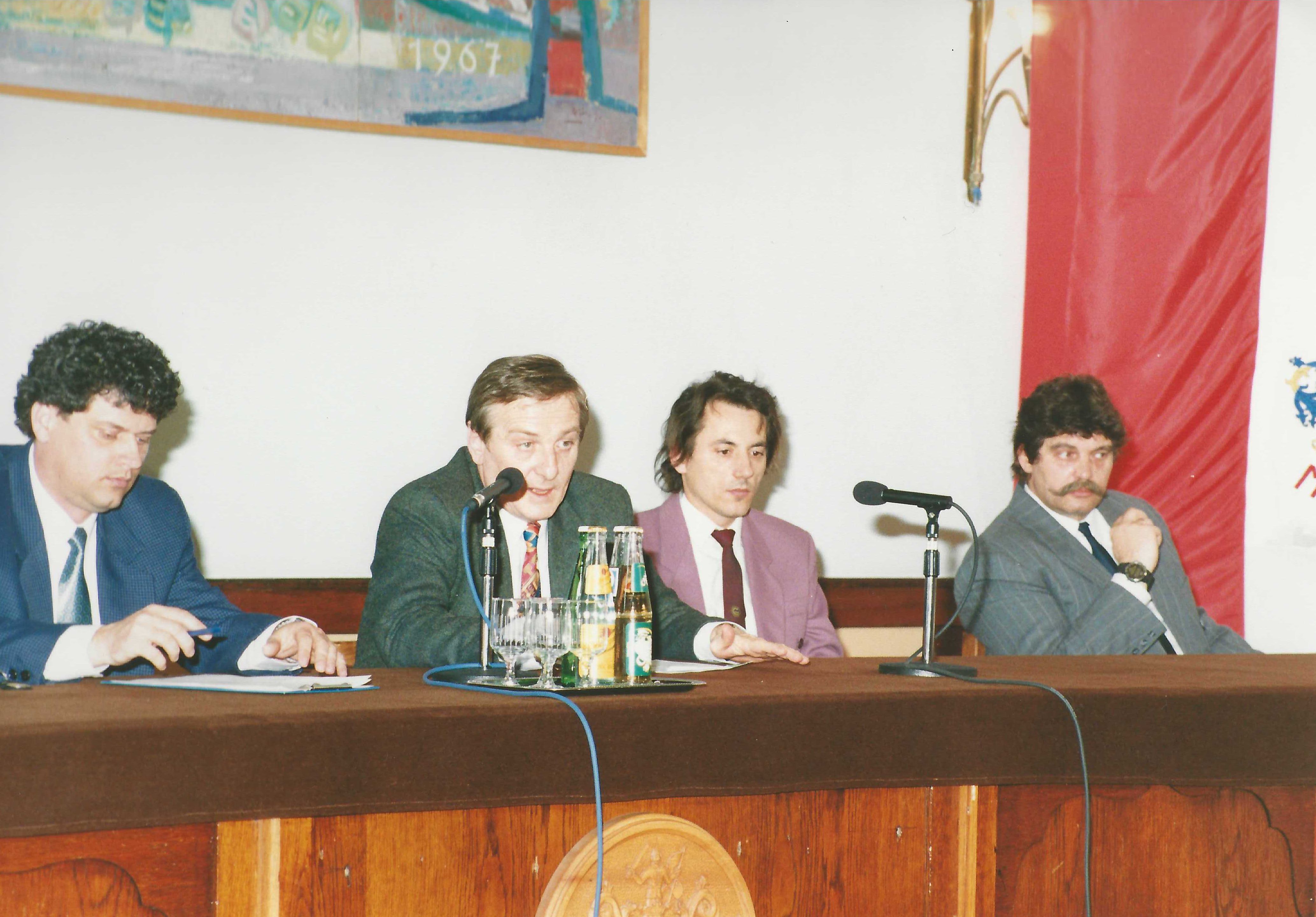 Tanácskozás